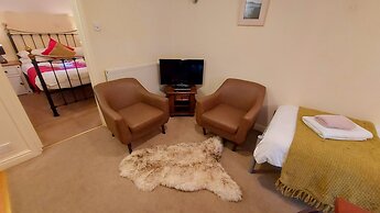 Dolgun Uchaf Guesthouse