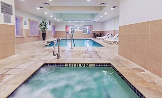 La Quinta Inn & Suites by Wyndham Columbus TX