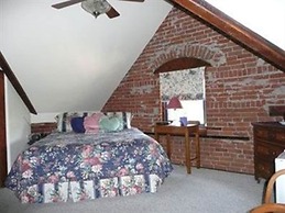 Squiers Manor B&B