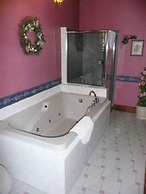 Squiers Manor B&B