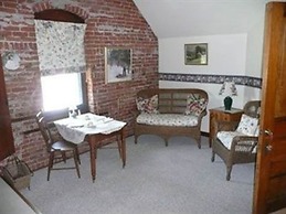 Squiers Manor B&B