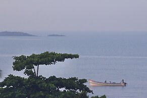 Paradise Isle Beach Resort