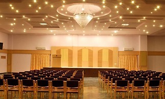 Paradise Isle Beach Resort