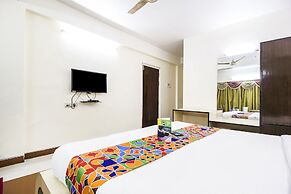 FabHotel Mayfair Inn