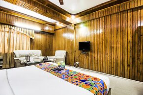 FabHotel Mayfair Inn