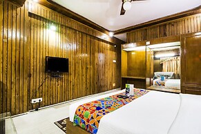 FabHotel Mayfair Inn