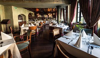 Holland House Residence Old Town