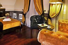 Holland House Residence Old Town