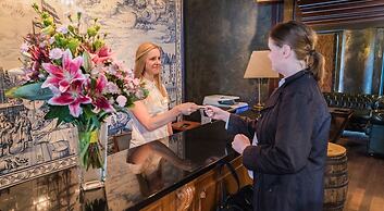 Holland House Residence Old Town