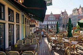 Holland House Residence Old Town