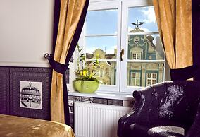 Holland House Residence Old Town