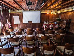 Holland House Residence Old Town