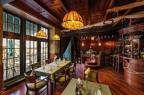 Holland House Residence Old Town