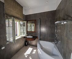 Holland House Residence Old Town