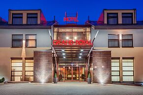Grand Royal Hotel