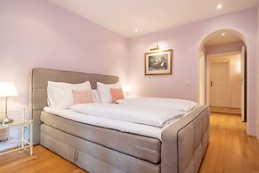 Der Schlosswirt zu Anif - Biedermeier-Hotel und Restaurant