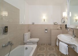 Der Schlosswirt zu Anif - Biedermeier-Hotel und Restaurant