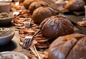 Der Schlosswirt zu Anif - Biedermeier-Hotel und Restaurant