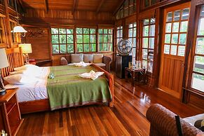 Aguila de Osa Rainforest & Marine Adventure Lodge