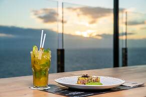 Occidental Roca Negra – Adults Only