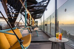 Occidental Roca Negra – Adults Only