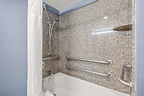 Quality Inn & Suites Tampa-Ybor City