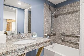 Quality Inn & Suites Tampa-Ybor City