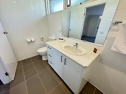 Kaloha Holiday Resort