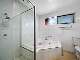 Kaloha Holiday Resort