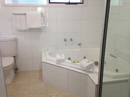 Kaloha Holiday Resort