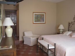 Villa Mirasol Hotel
