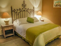 Villa Mirasol Hotel