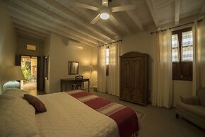 Villa Mirasol Hotel