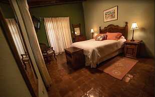 Villa Mirasol Hotel