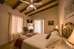 Villa Mirasol Hotel