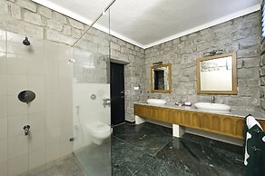 Halez Sparsa Thiruvannamalai