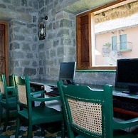 Halez Sparsa Thiruvannamalai