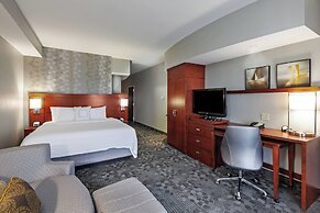 Courtyard by Marriott Tulsa Woodland Hills