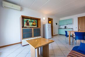 Splendid Golden Rocks Resort