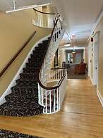 Thayers Inn