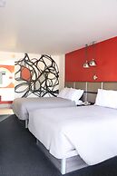 University Inn