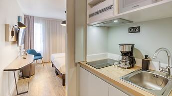 Appart'City Confort Paris Clichy Mairie