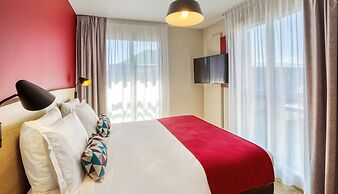 Appart'City Confort Paris Clichy Mairie