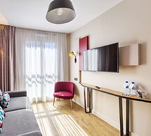 Appart'City Confort Paris Clichy Mairie