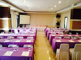 Aston Ketapang City Hotel
