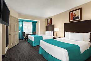 Days Inn by Wyndham Montreal East