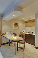 The Heron By Sarovar Portico India
