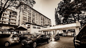 The Heron By Sarovar Portico India
