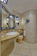 The Heron By Sarovar Portico India