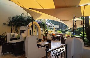 The Heron By Sarovar Portico India